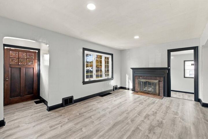 Property Photo:  127 Sloan Ave  OH 44805 