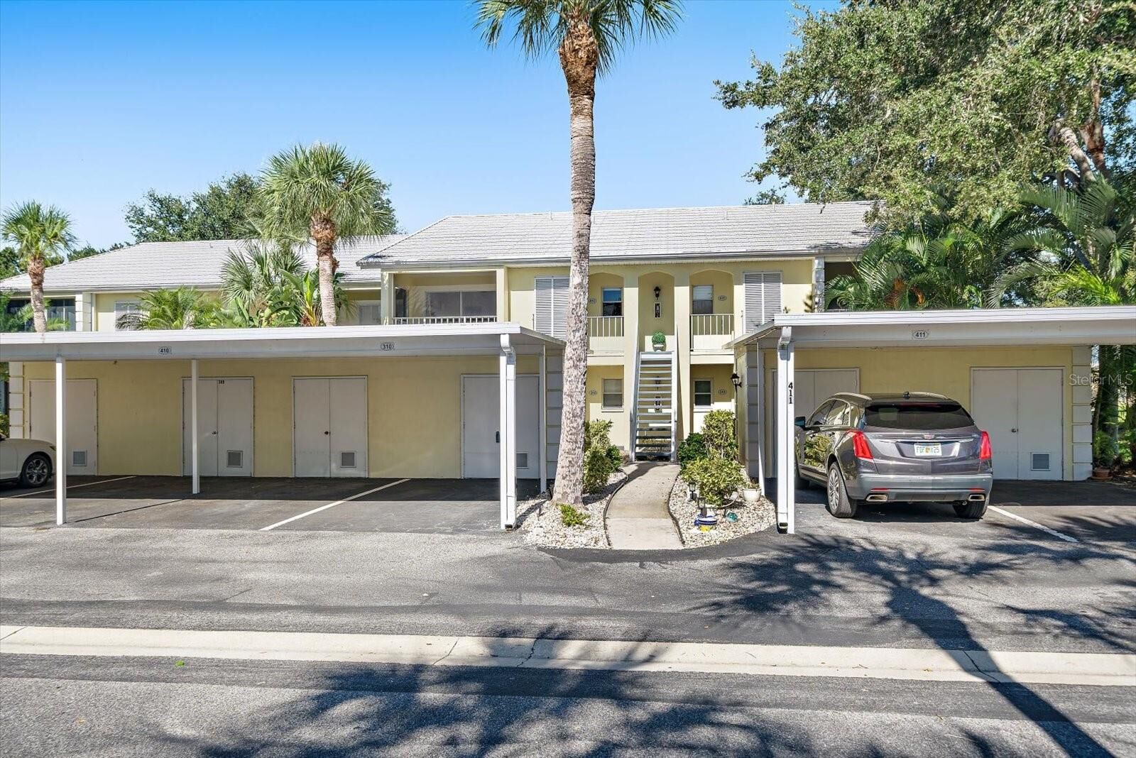 Property Photo:  439 Cerromar Lane 410  FL 34293 