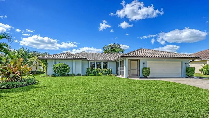 Property Photo: 1568 Vermeer Drive FL 34275