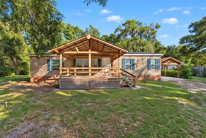 Property Photo:  3495 NE 132nd Place  FL 32617 