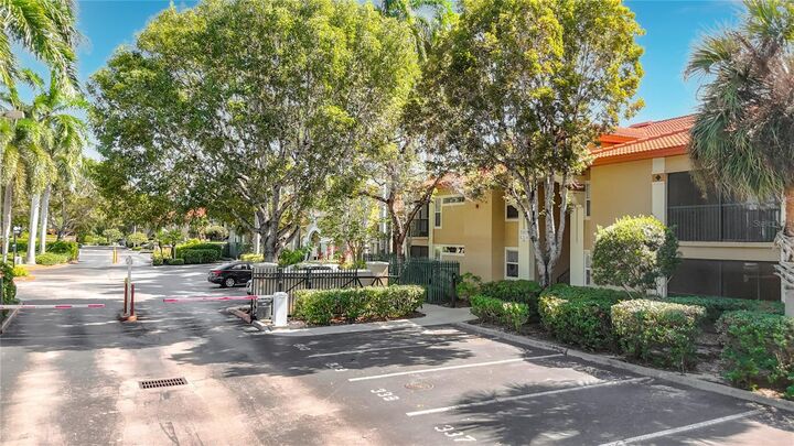 Property Photo: 8880 Colonnades Court W 413 FL 34135