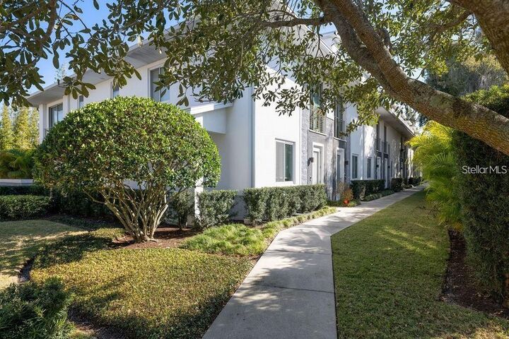 Property Photo: 432 W Swoope Avenue FL 32789