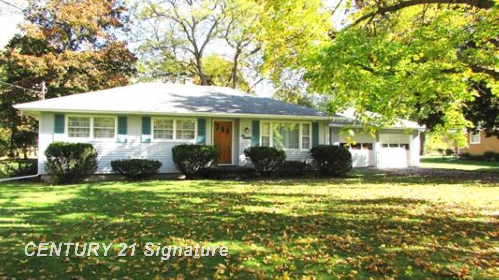 Property Photo:  1635 S Poseyville Road  MI 48640 