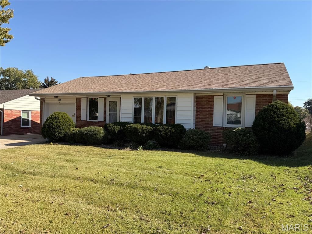 Property Photo:  1992 W Adams Street  MO 63301 