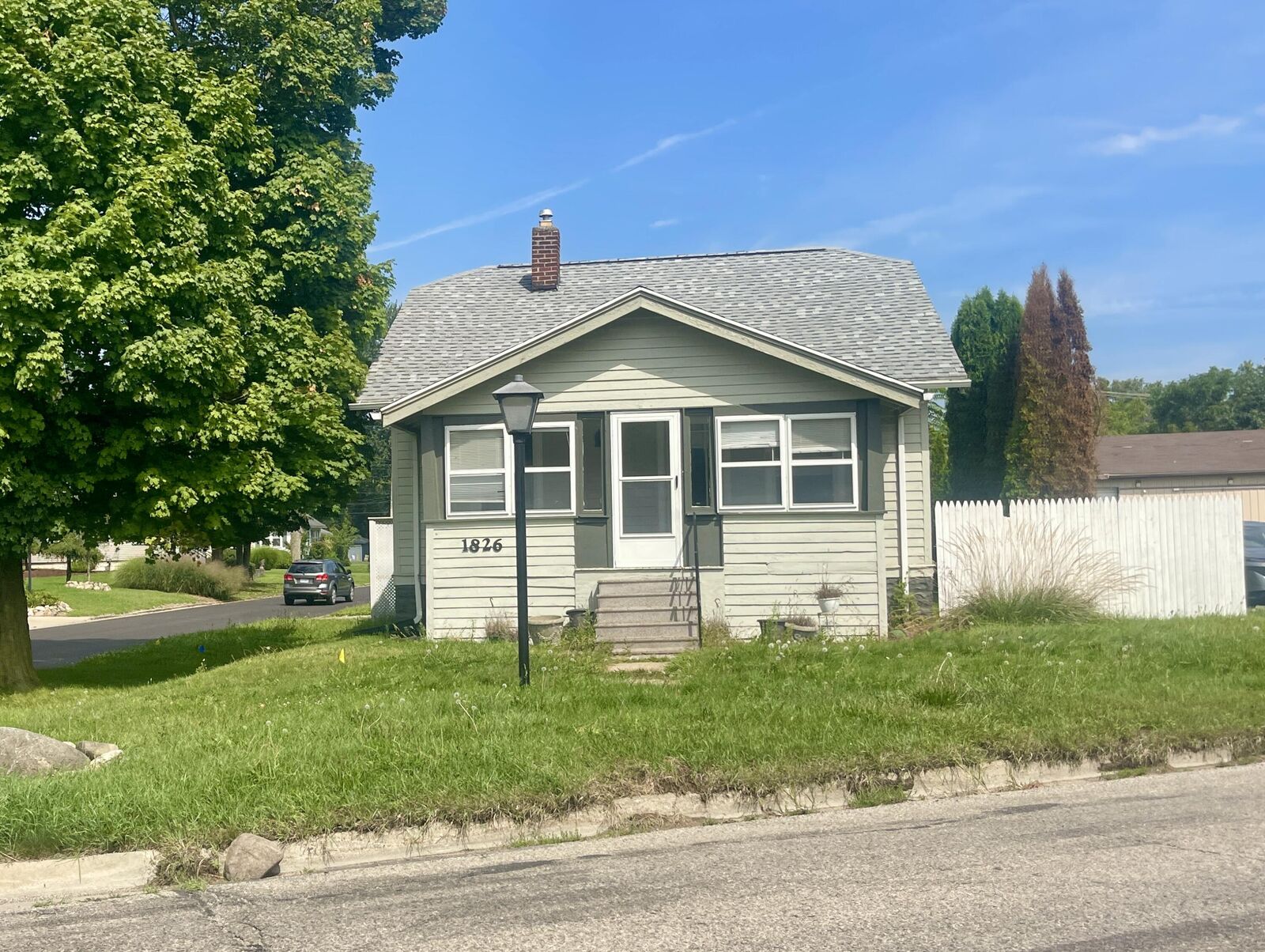Property Photo: 1826 Spring Arbor Road MI 49203
