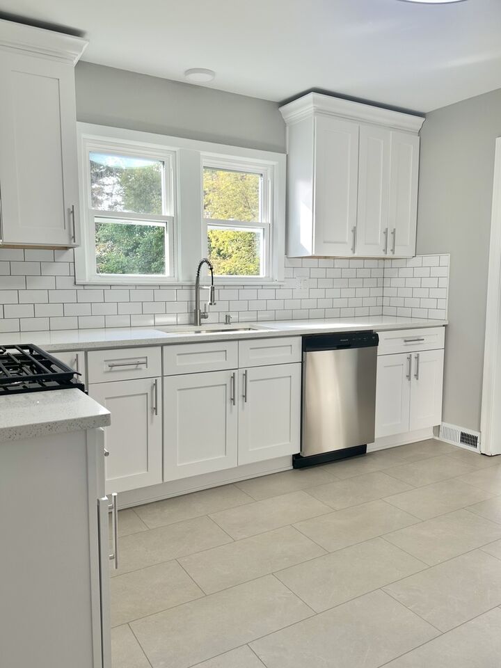 Property Photo: 693 Enterprise Street IL 60120