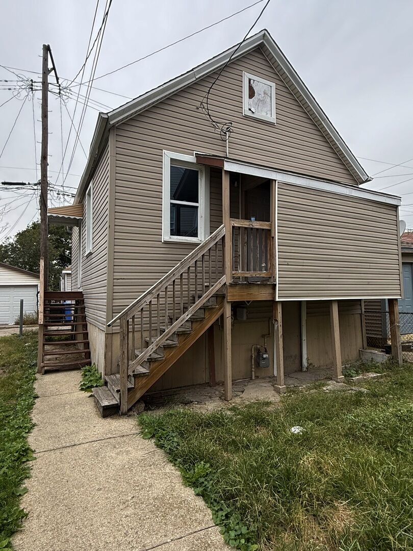 Property Photo: 4422 S Wood Street Ch IL 60609