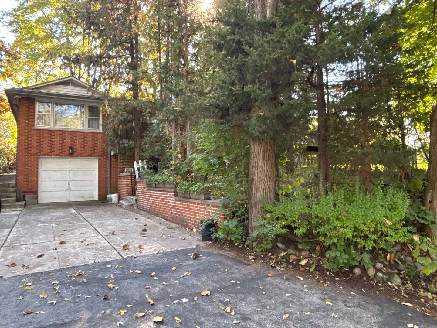 Property Photo:  2121 Fairview Avenue  IL 60021 