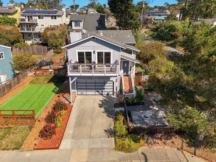 Property Photo:  785 Stetson Street  CA 94038 