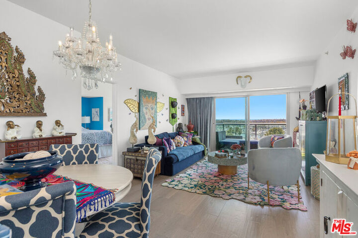 Property Photo:  13700 Marina Pointe Drive 1016  CA 90292 