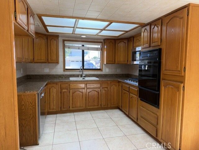 Property Photo:  20603 Vendale  CA 90715 