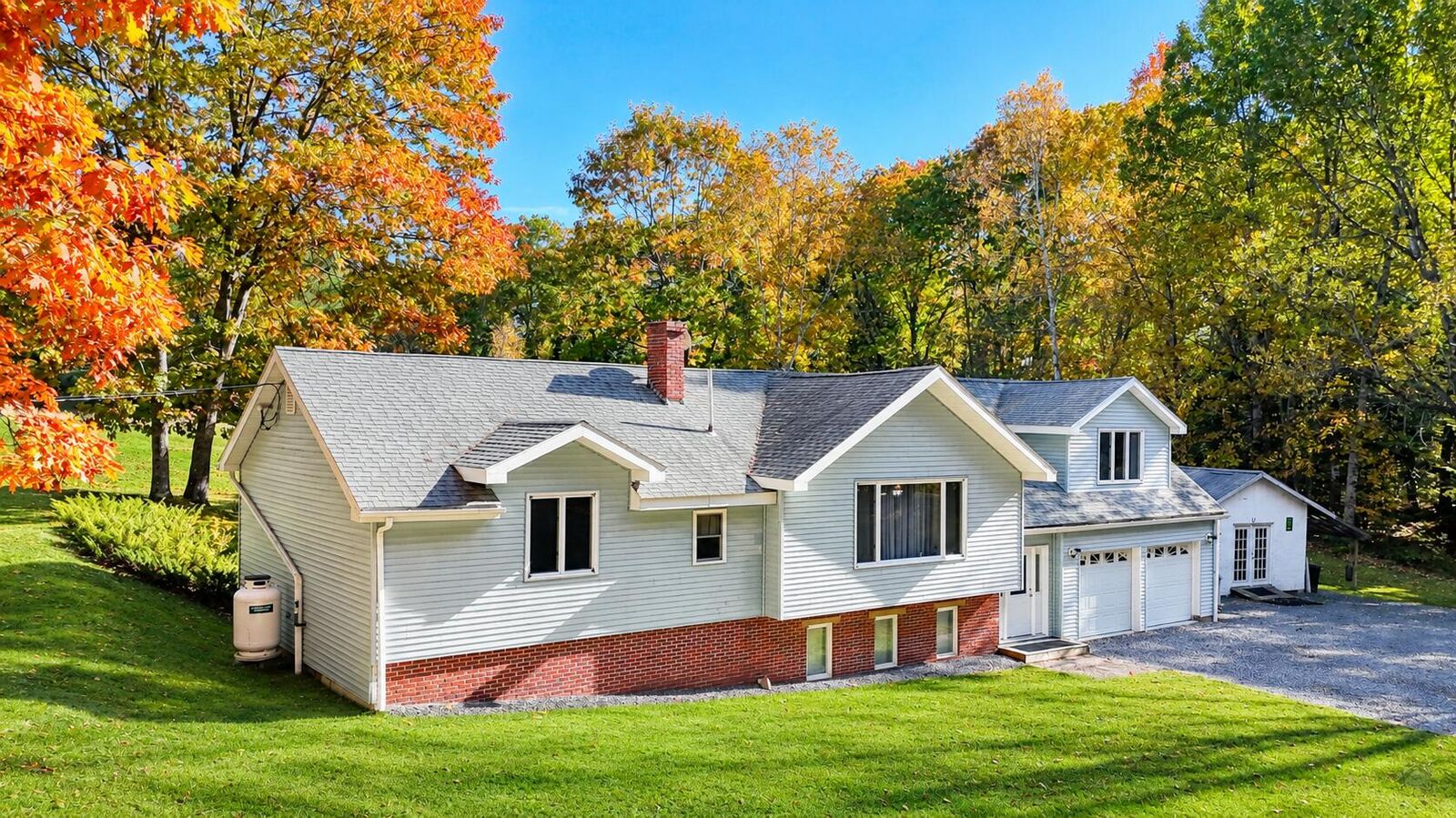 Property Photo: 442 Pine Tree Road ME 04350