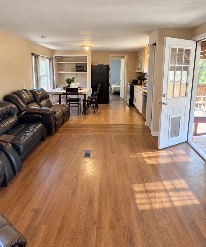 Property Photo: 138 Plantation Dr 138 TN 37086