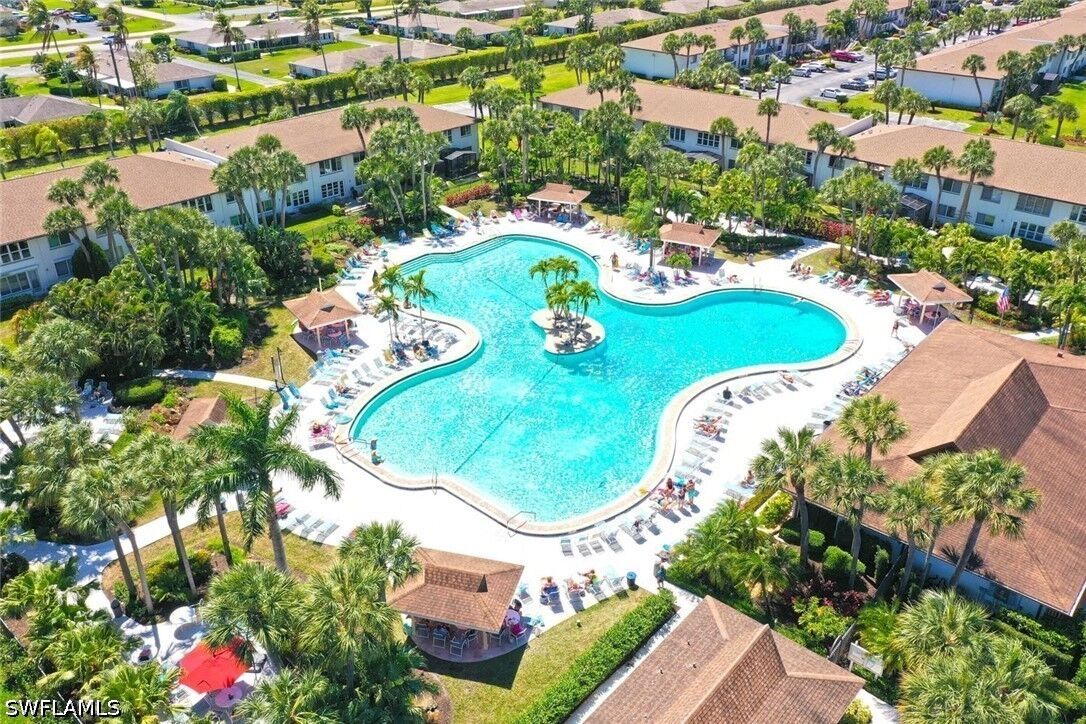 Property Photo:  4065 Northlight Drive 1807  FL 34112 