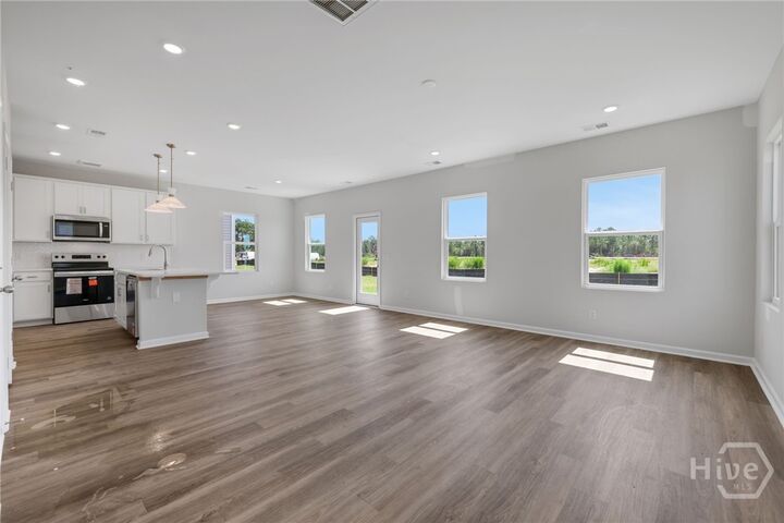 Property Photo:  248 Green Meadow Drive  GA 31302 