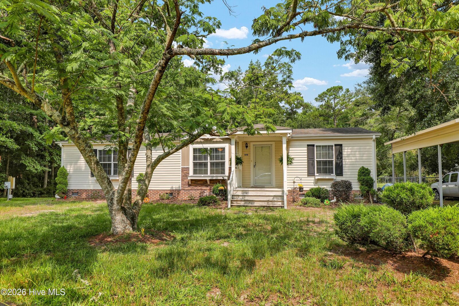 Property Photo: 570 King Drive NC 28443