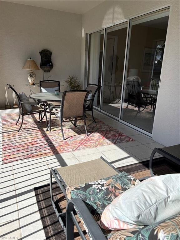 Property Photo:  5020 Marina Cove Dr 201  FL 34112 