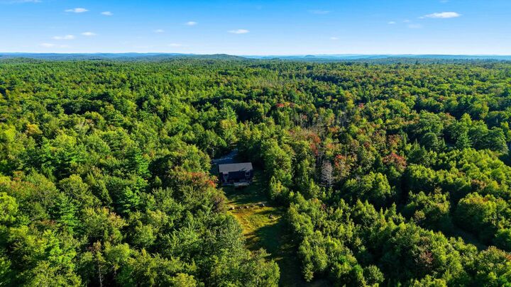 Property Photo: 868 Nh Route 119 W NH 03447