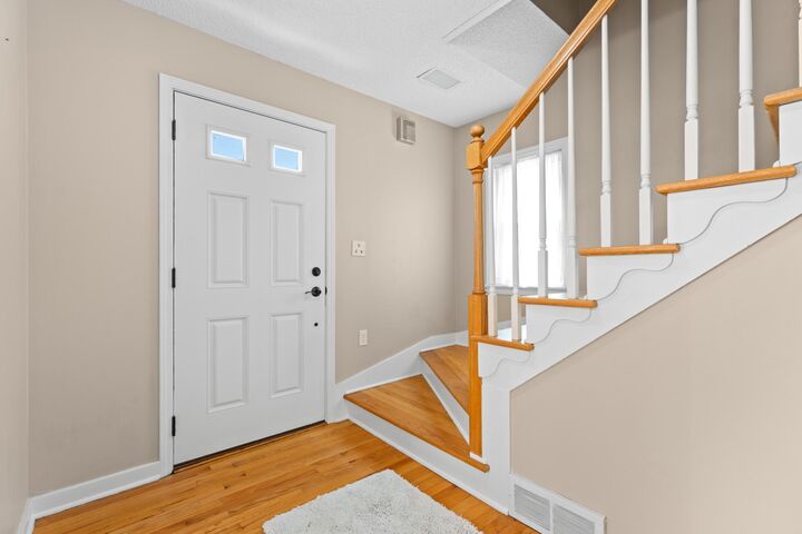Property Photo: 827 10 1/2 Street SW MN 55902