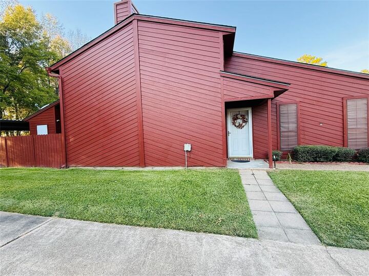 Property Photo: 131 Fountain View LA 71118