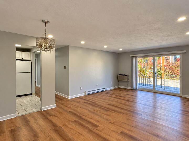 Property Photo:  54 Fountain Ln 5  MA 02190 