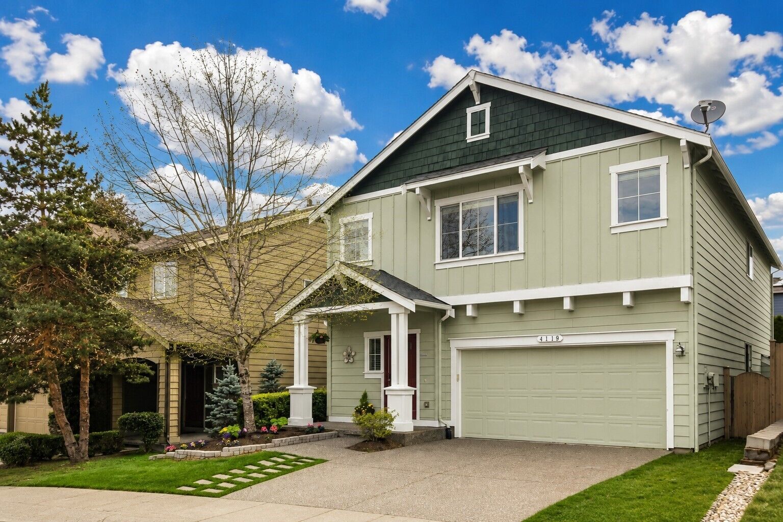 Property Photo: 4119 167th Place SE WA 98012
