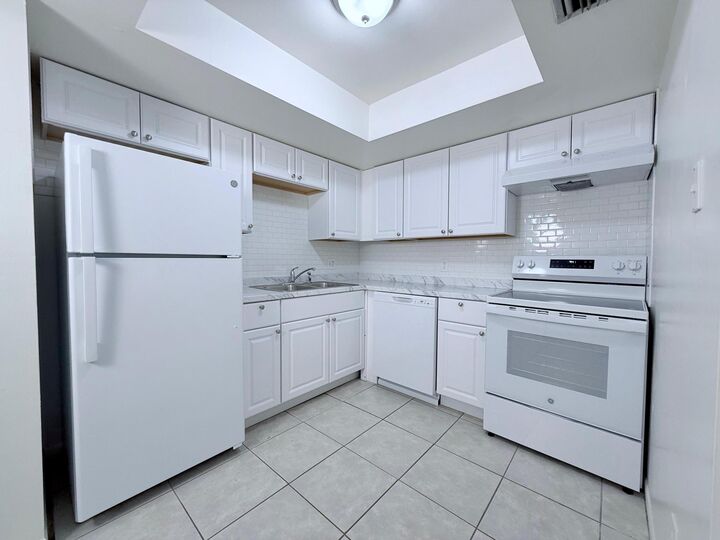 Property Photo: 3084 Collin Drive A FL 33406