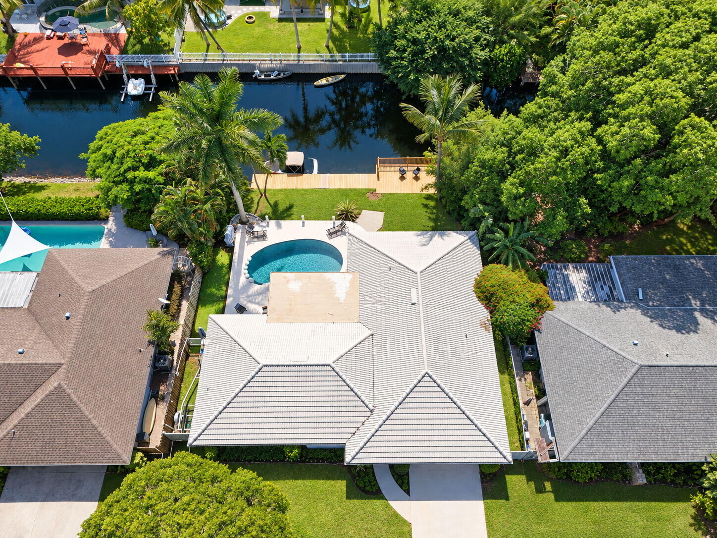 Property Photo:  1320 SW 26th Avenue  FL 33426 