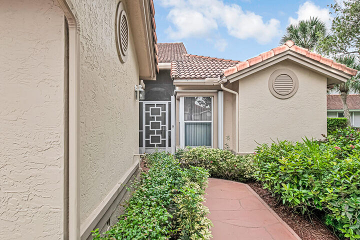 Property Photo: 7288 Summer Tree Drive FL 33437