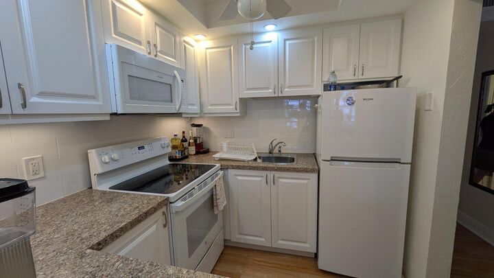 Property Photo: 2880 Lake Osborne Drive 109 FL 33461