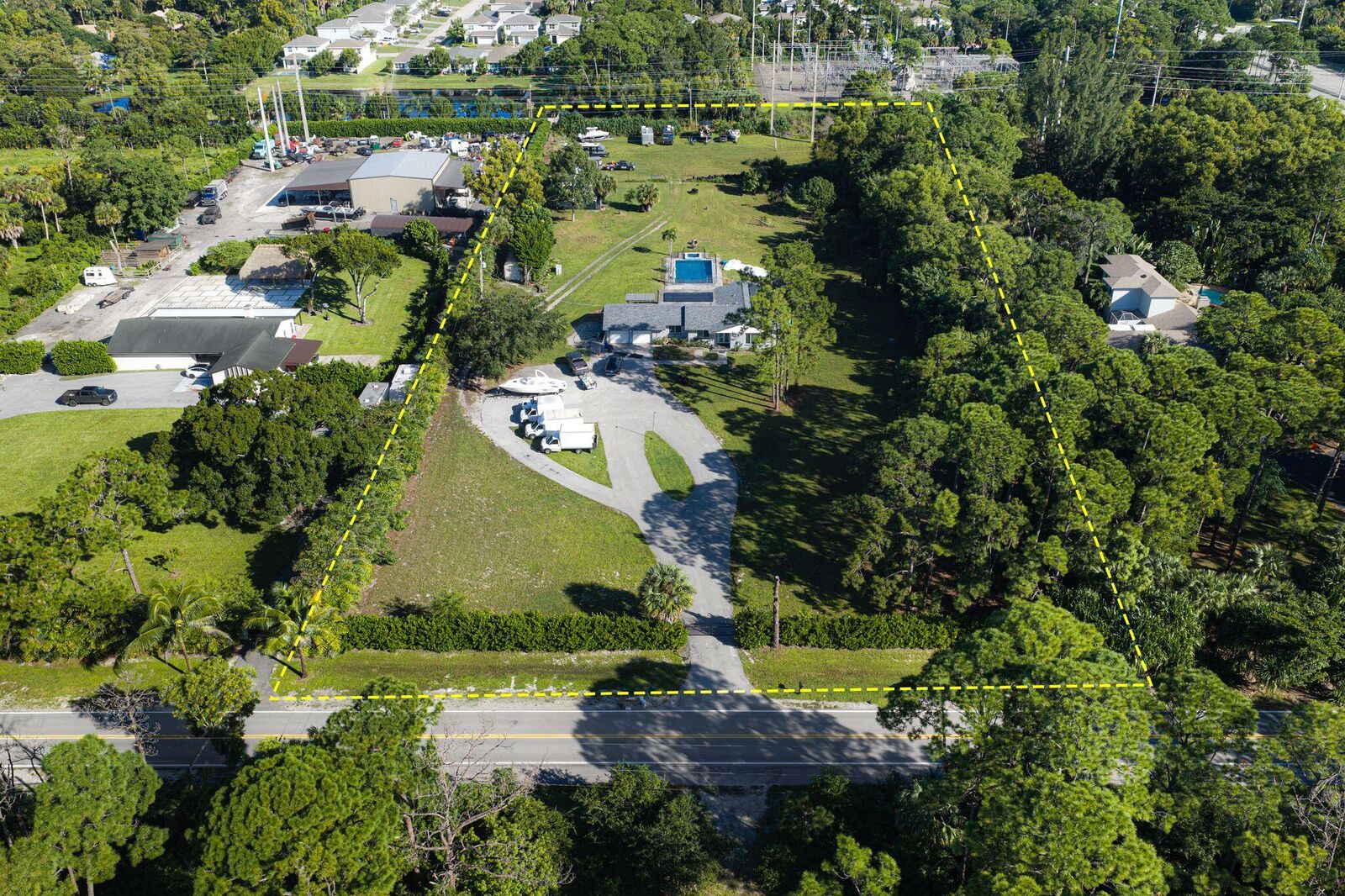 Property Photo: 6529 Pioneer Road FL 33413