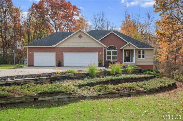 Property Photo: 5284 14 Mile Court NE MI 49341