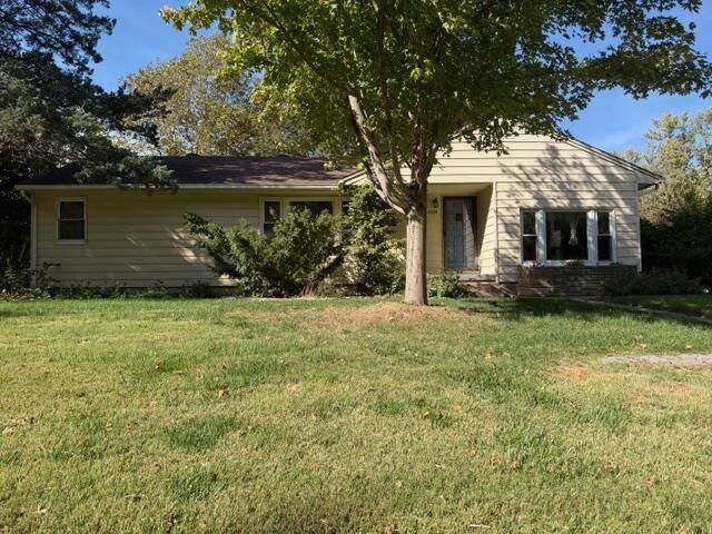 Property Photo: 2023 Terrace KS 67114