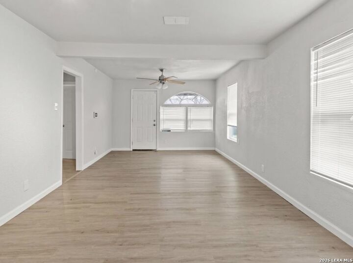 Property Photo:  518 Rotary  TX 78202 