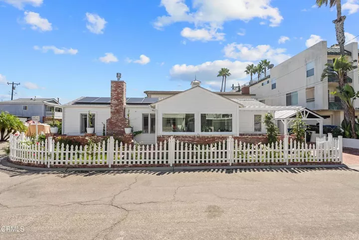 Property Photo: 132 Santa Rosa Avenue CA 93035
