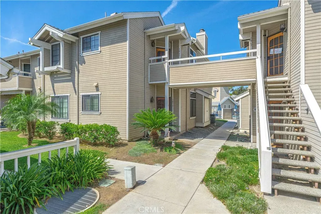 Property Photo:  1861 W Falmouth Avenue 61  CA 92801 