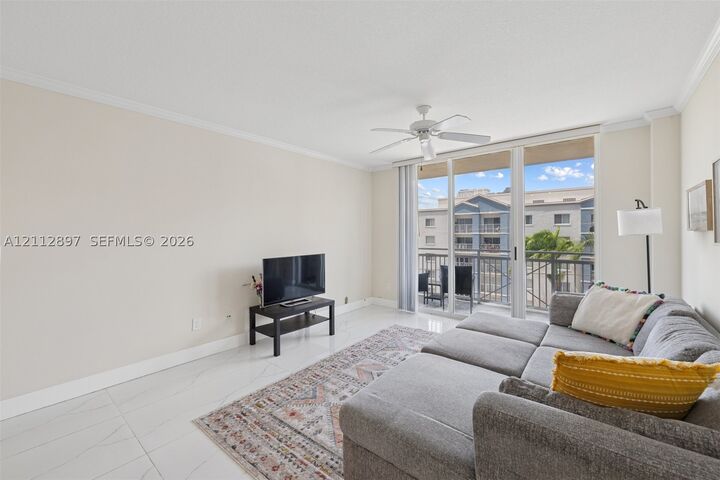 Property Photo:  2665 SW 37th Ave 612  FL 33133 