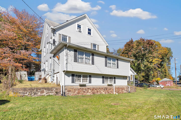 Property Photo: 142 Gracey Avenue CT 06451