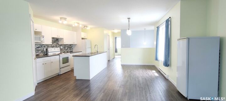 Property Photo:  1019 Rae Street  SK S4T 2B7 