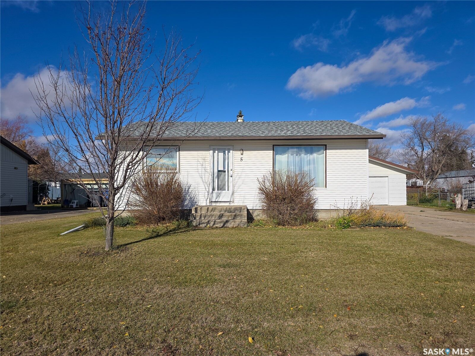 Property Photo:  5 Centennial Crescent  SK S0A 2P0 