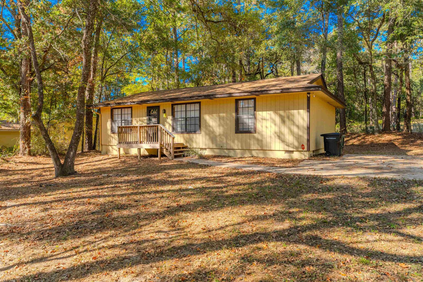 Property Photo: 2424 Jolene Lane FL 32303