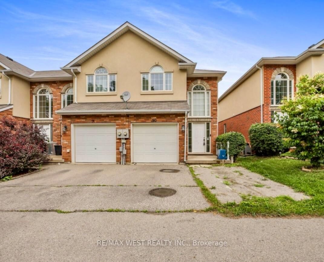 Property Photo:  20 McConkey Crescent 90  ON N3S 0C1 