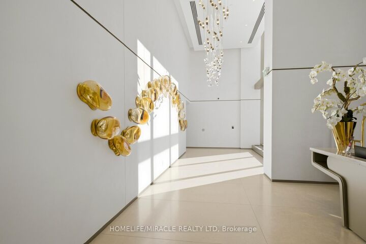 Property Photo:  1315 Bay Street 503  ON M5R 0B3 