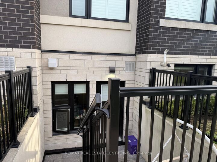 Property Photo: 1137 Cooke Boulevard 214 ON L7T 0C3