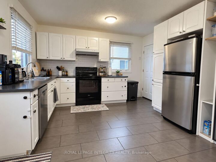 Property Photo:  58 Binscarth Crescent Upper Unit  ON K2L 1S1 