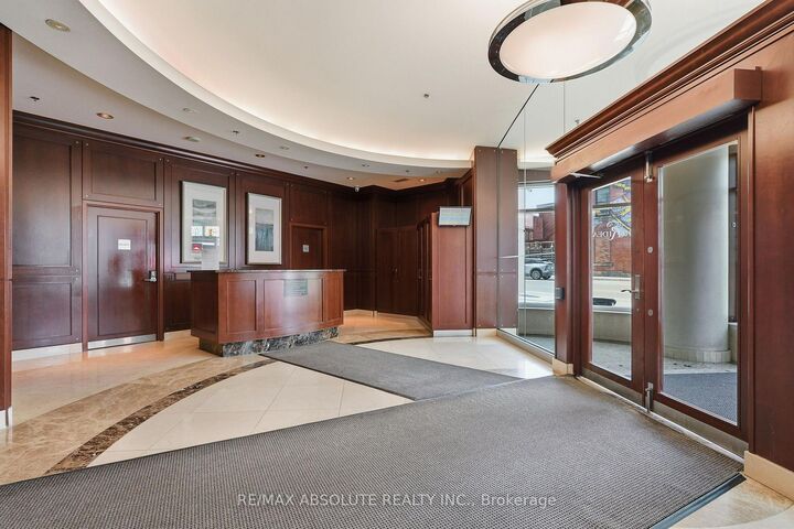 Property Photo:  200 Rideau Street 2205  ON K1N 5Y1 