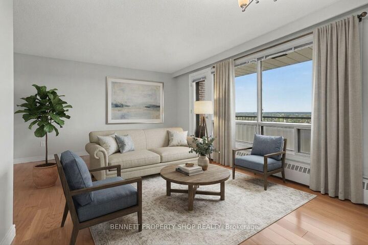 Property Photo:  20 Chesterton Drive 1217  ON K2E 6Z7 