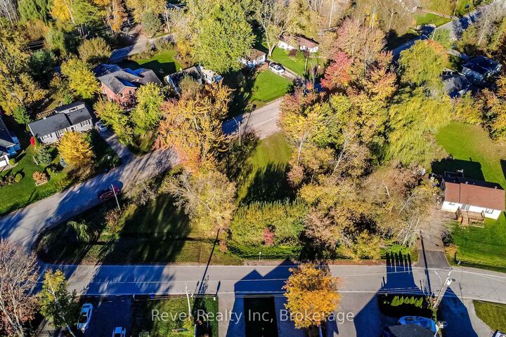 Property Photo:  2354 Crystal Beach Road  ON L9S 3X1 
