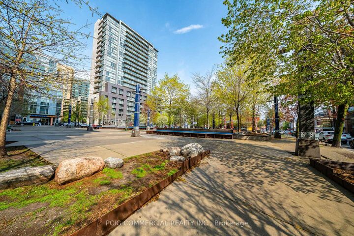 Property Photo: 36 Lisgar Street 803W ON M6J 0C7