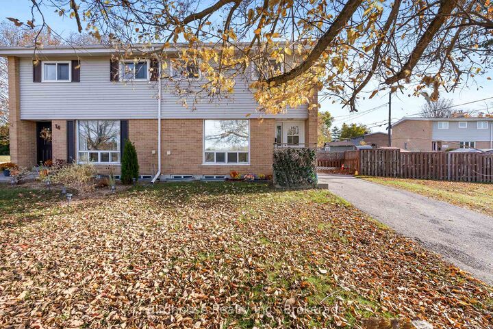 Property Photo:  16 Logie Street  ON K9V 1B8 